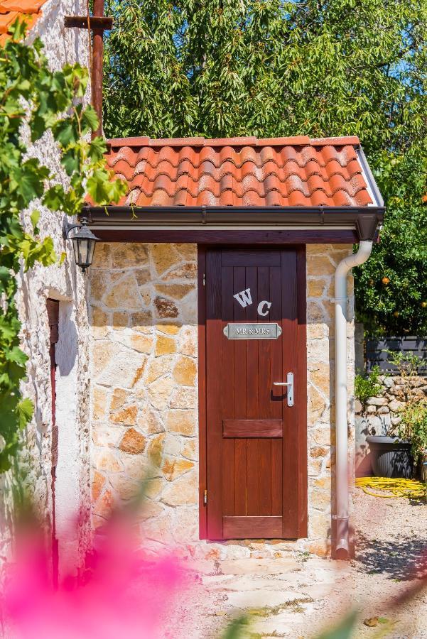 Holiday Home Rosko Skradin Exterior photo