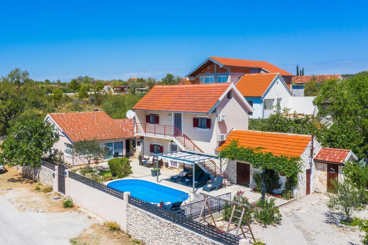Holiday Home Rosko Skradin Exterior photo