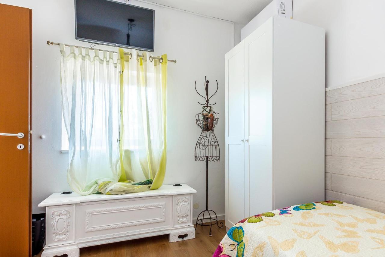 Holiday Home Rosko Skradin Exterior photo