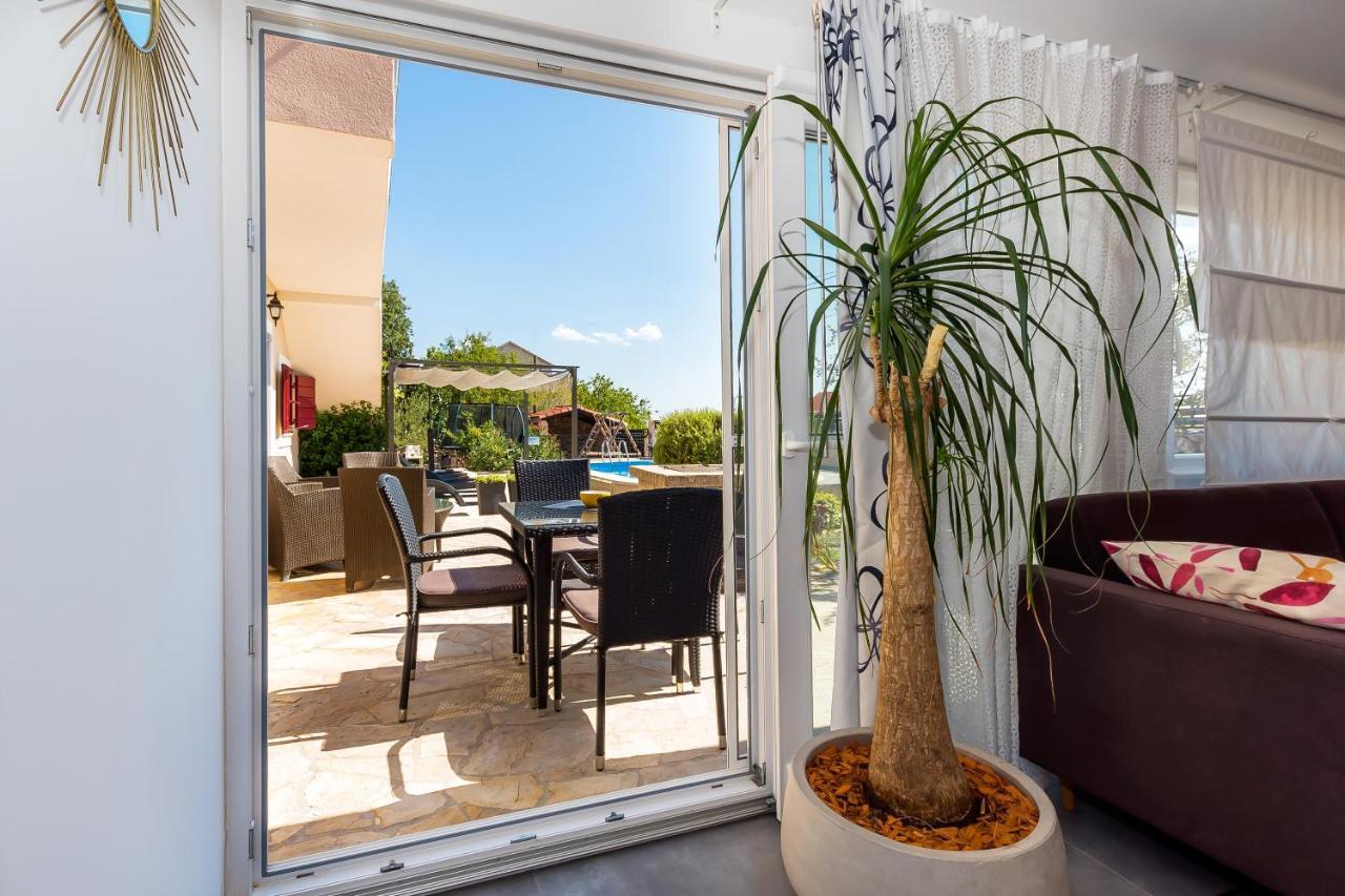 Holiday Home Rosko Skradin Exterior photo
